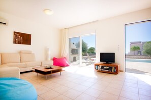 TV, DVD player, stereo