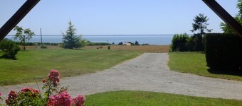 Large House Between Talmont And Mortagne Sur Gironde With Views On Estuary