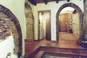 Interior - Canchalejo Rural House, authenticity and beauty (Montánchez)
