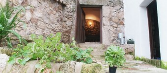 Canchalejo Rural House, authenticity and beauty