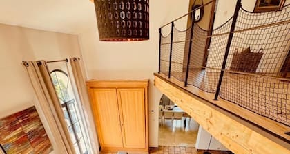 Mas renovated with 6 bedrooms and 4 bathrooms and a heated swimming pool