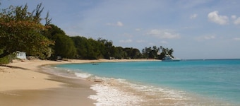 Luksuriøs Private Lejlighed med pool 4 min Mullins Beach West Coast