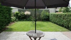 Property grounds - Holiday house near the beach and dunes of Callantsoog, decided on private property. (Schagerbrug)