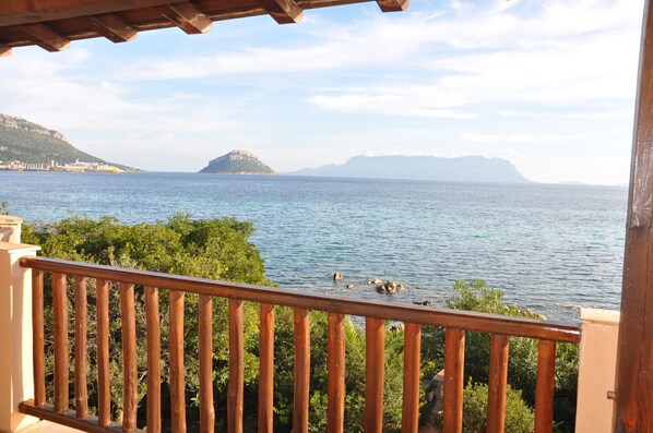Property grounds - VILLA DOLPHIN TERRACE ON THE SEA (Golfo Aranci)