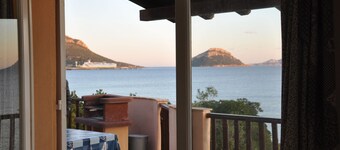 VILLA DOLPHIN TERRACE ON THE SEA