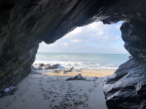 Plage à proximité, chaise longue