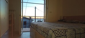 2 室のベッドルーム、アイロン / アイロン台、旅行用ベビーベッド、WiFi