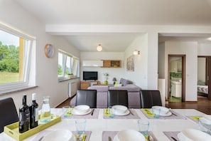 Dining - New Villa for 8 people with spectacular view (Potpican)
