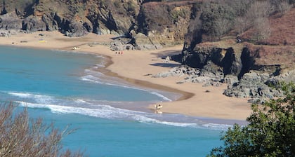 Stilvoller Stallumbau im schönen South Hams - ruhige Lage fĂŒr 6 Personen