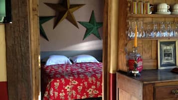 1 slaapkamer, reisbedje, wifi (toeslag), beddengoed