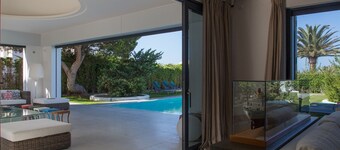 Dos Horizontes. Luxury, space, sea views, beach 100m
