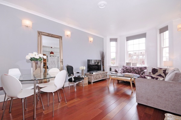 リビング エリア