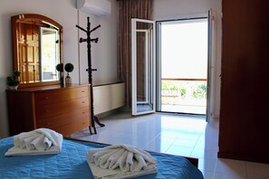 7 habitaciones, tabla de planchar con plancha y wifi gratis 