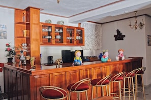 Bar (in der Unterkunft)