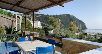 House with pool 100m from the sea, 500m from the spa of Poseidon.