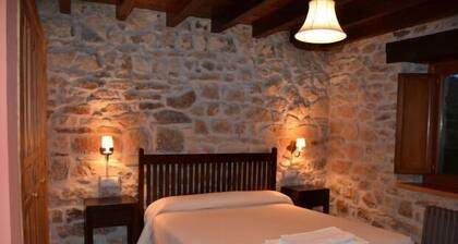 Itsepalvelu La Corte del Rondiellu 8 hengelle