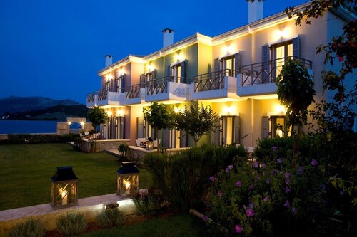 Thalassa Mare Seafront Lefkada Luxury Villas, Steps from the sea, Stunning view