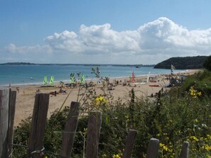 Na praia