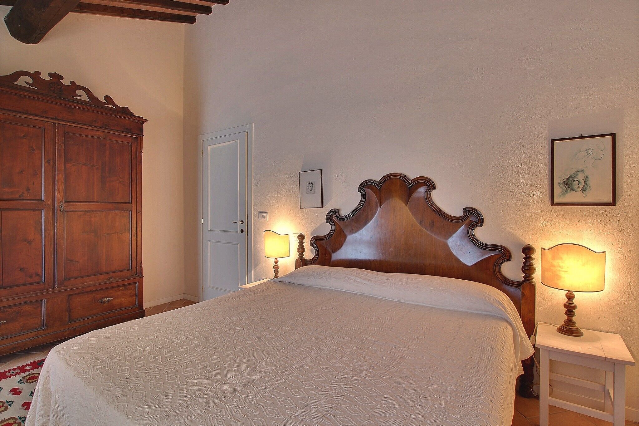 2 quartos, ferros/tábuas de passar roupa, Wi-Fi de cortesia