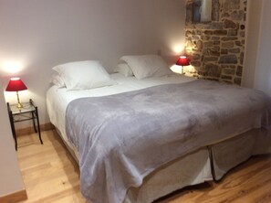 2 habitaciones y caja de seguridad en la habitación 