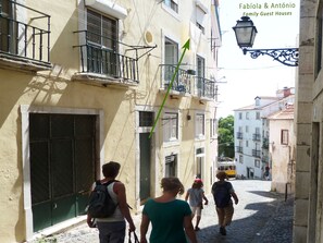 Exterior - City Center - In the heart of old Lisbon (Castle/Alfama) (Lisboa)