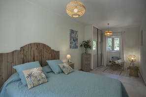 2 bedrooms, iron/ironing board, travel cot, free WiFi - Seaside House / 2 épis Gîte   (QUERCIOLU DI CASINCA)