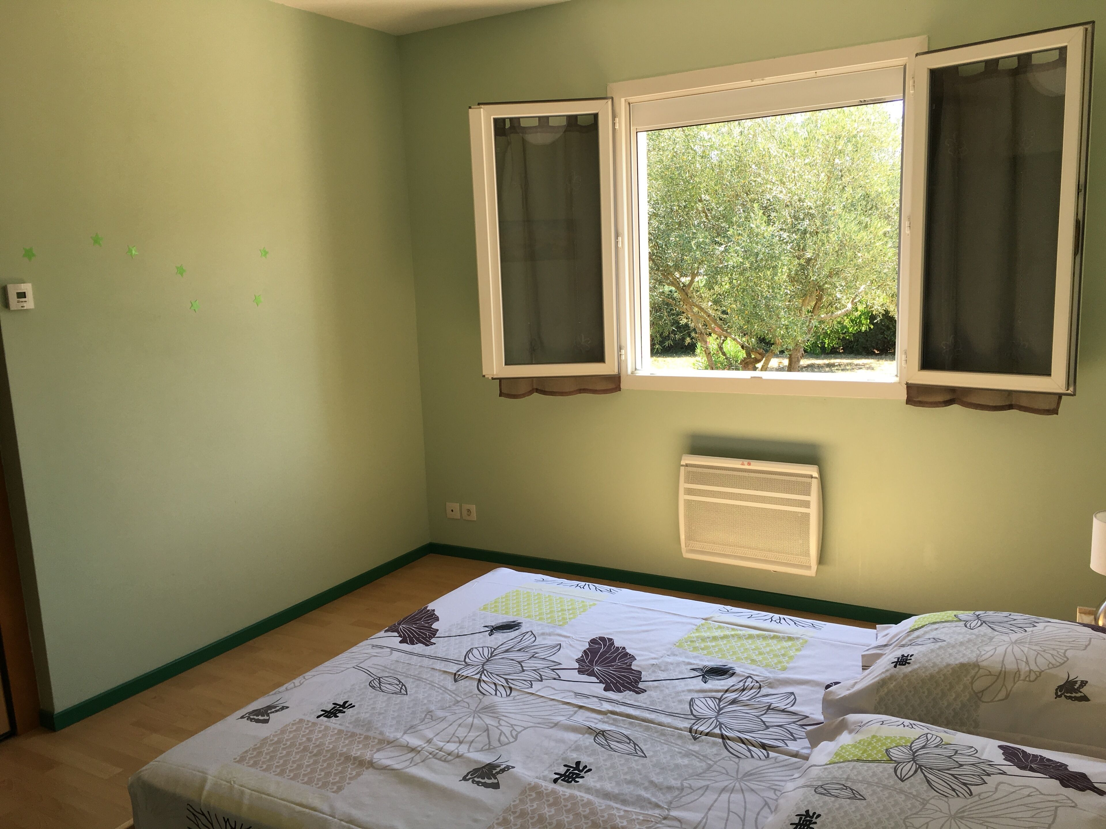 BIG AIR CONDITIONED HOUSE AT THE DOORS OF THE CITY