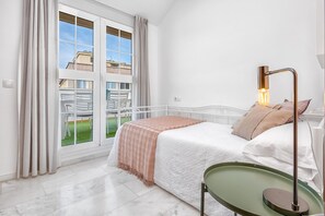 3 Schlafzimmer, Bügeleisen/Bügelbrett, Internetzugang, Bettwäsche