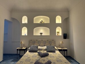 3 bedrooms, iron/ironing board, travel crib, free WiFi