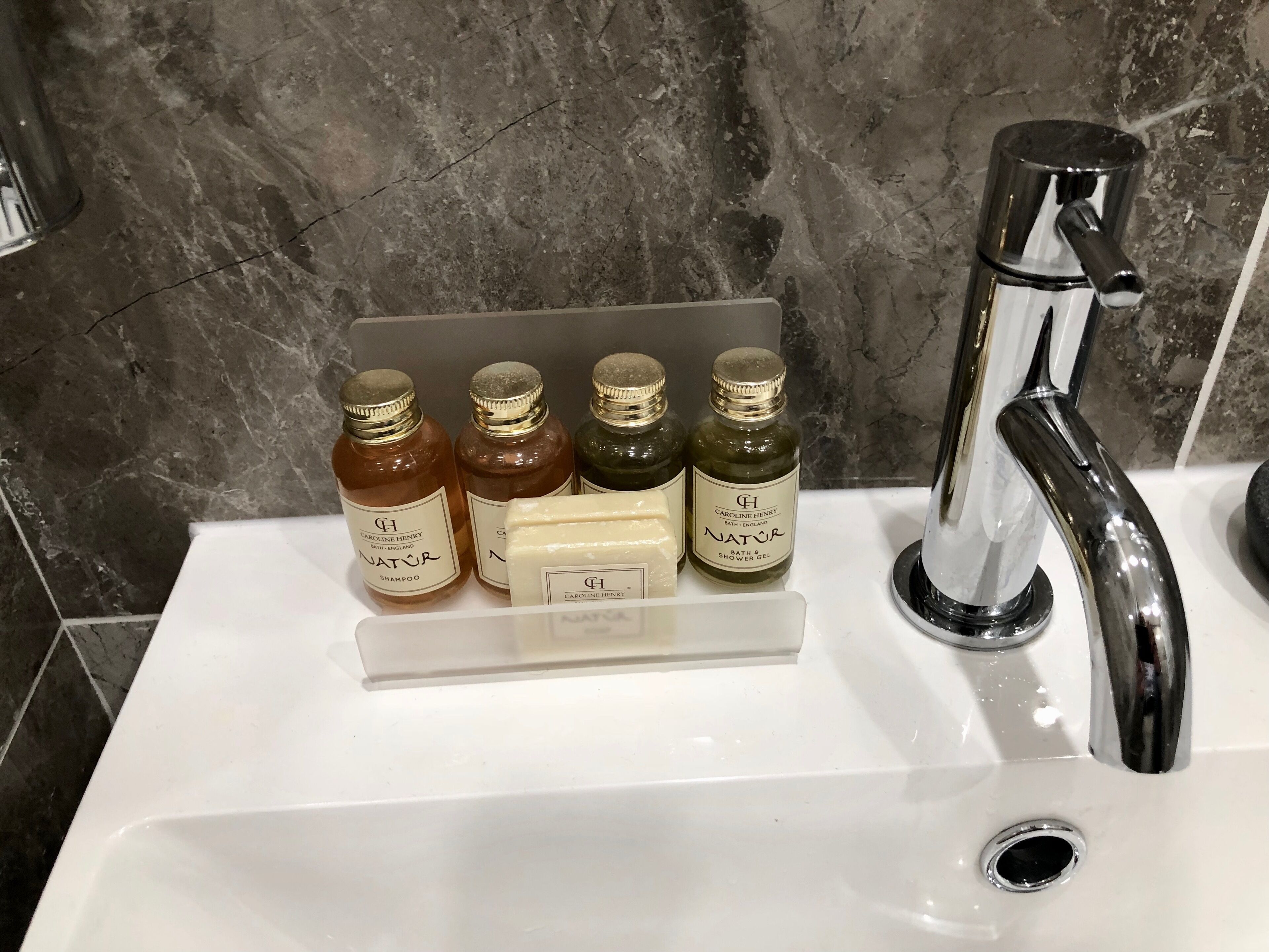 Badezimmerausstattung
