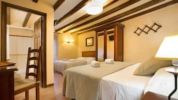 8 bedrooms, travel crib, free WiFi, bed sheets