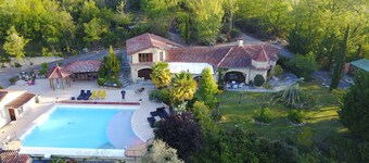 Wunderschöne Familienvilla im Herzen der Gascogne. Großer Pool & Traumblick.