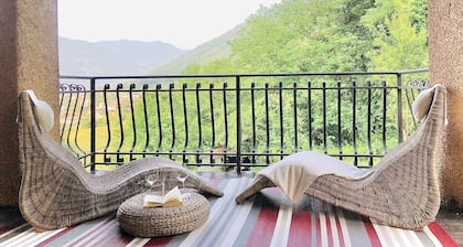 Villa Le Fontanelle mit Pool, Klimaanlage, Seeblick, Smart TV, W-LAN, Grillplatz