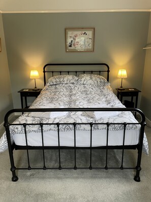 2 Schlafzimmer, Bügeleisen/Bügelbrett, Reisekinderbett, kostenloses WLAN