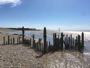 كراسي للتشمس، مناشف للشاطئ