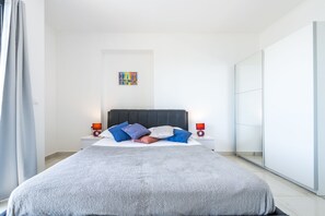 4 chambres, coffres-forts dans les chambres, chambres insonorisées