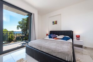 4 habitaciones, caja de seguridad en la habitación y insonorización 