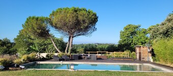 Chalet with private ecological swimming pool on 1 hectare
