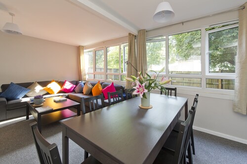 Spacious Notting Hill Flat