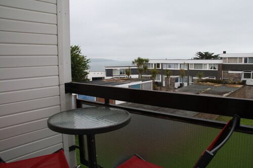 BUNTING BRIXHAM - Beautiful marine town house with extensive sea views