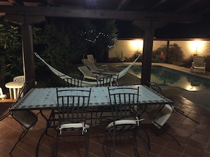 Piscine extérieure, piscine chauffée
