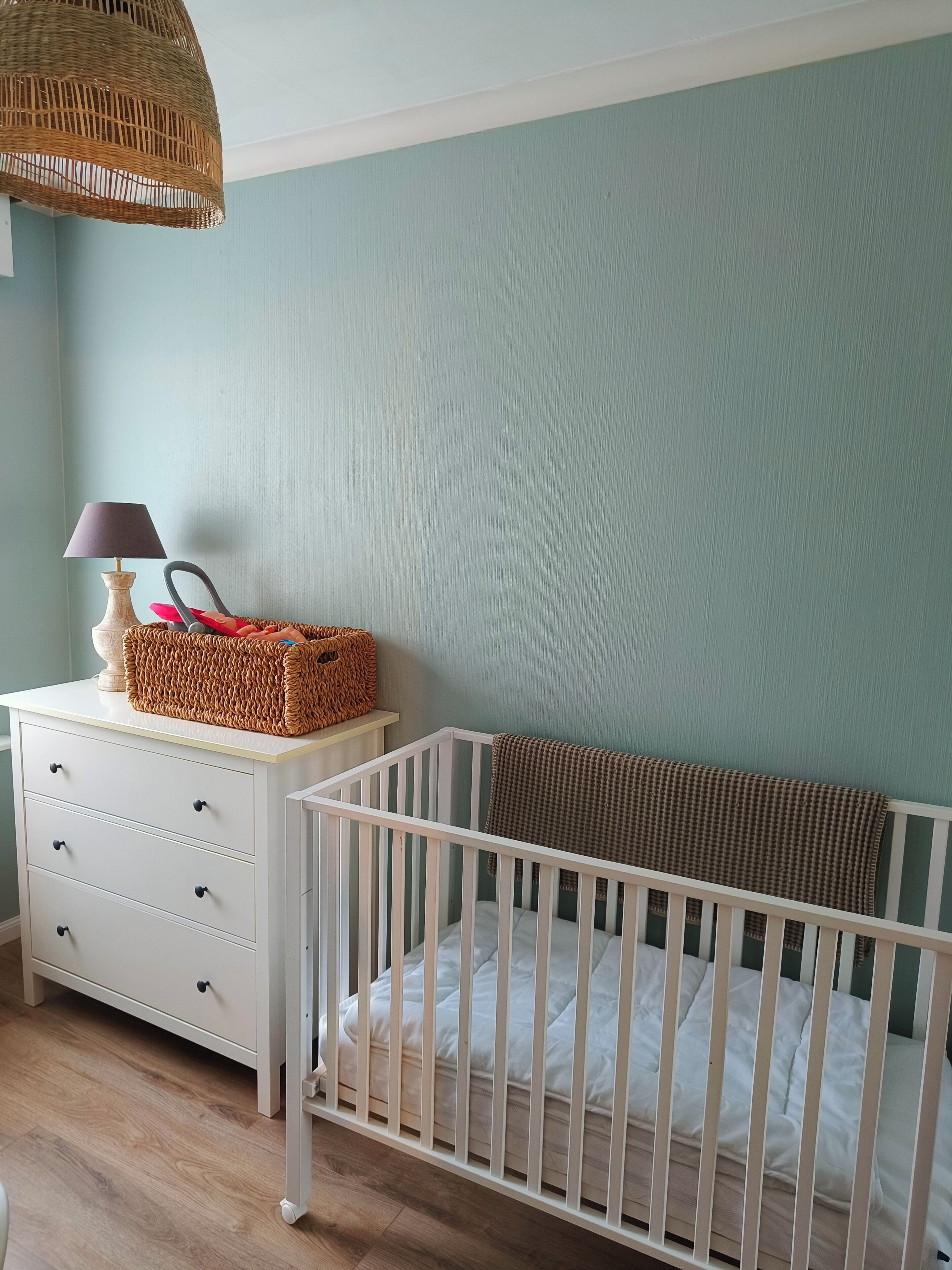 4 bedrooms, iron/ironing board, travel cot, free WiFi