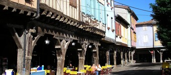 Peaceful countryside setting, private pool yet close to the village.