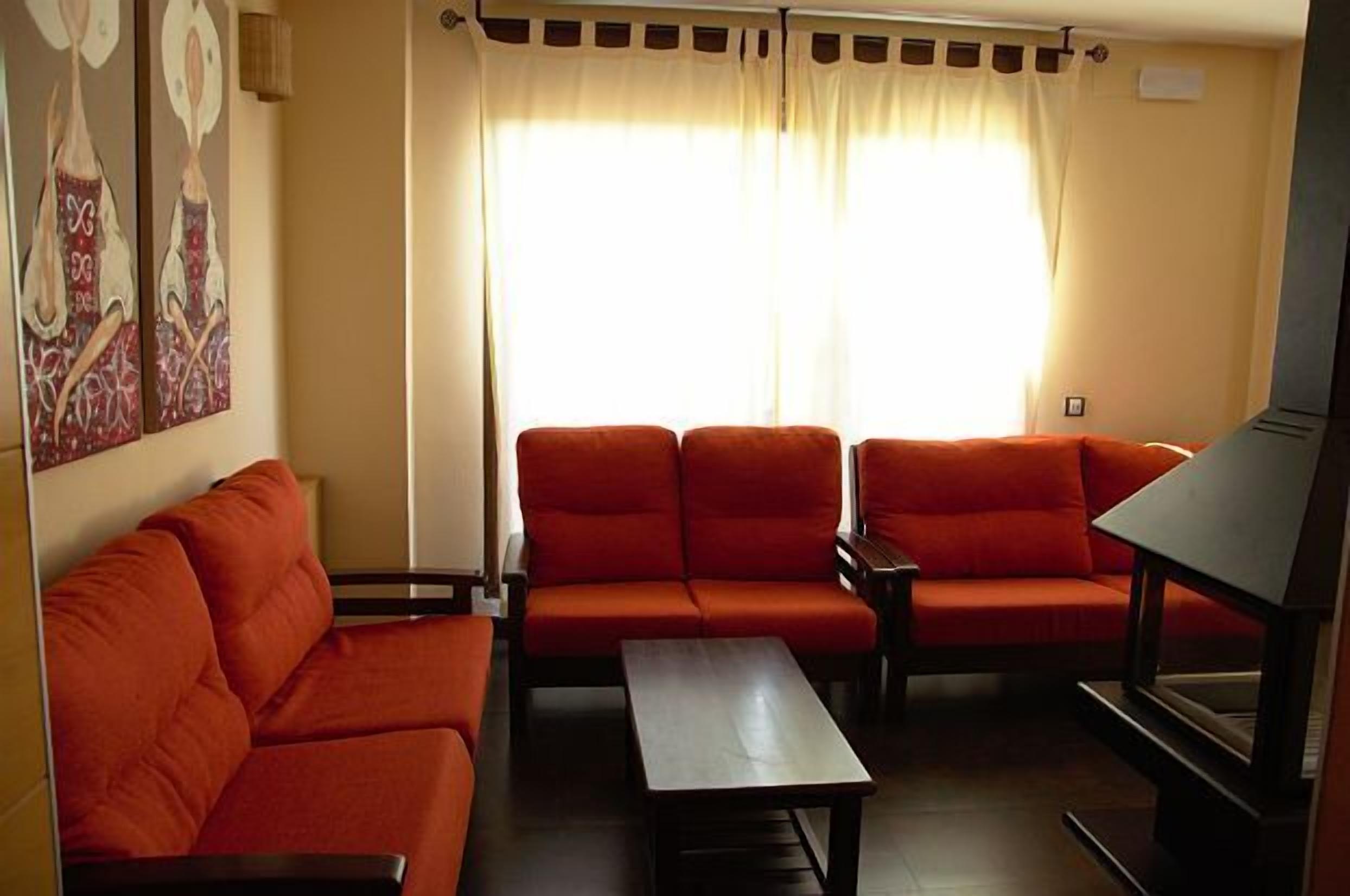 El Abrigaño Rural Cottage for 12 people