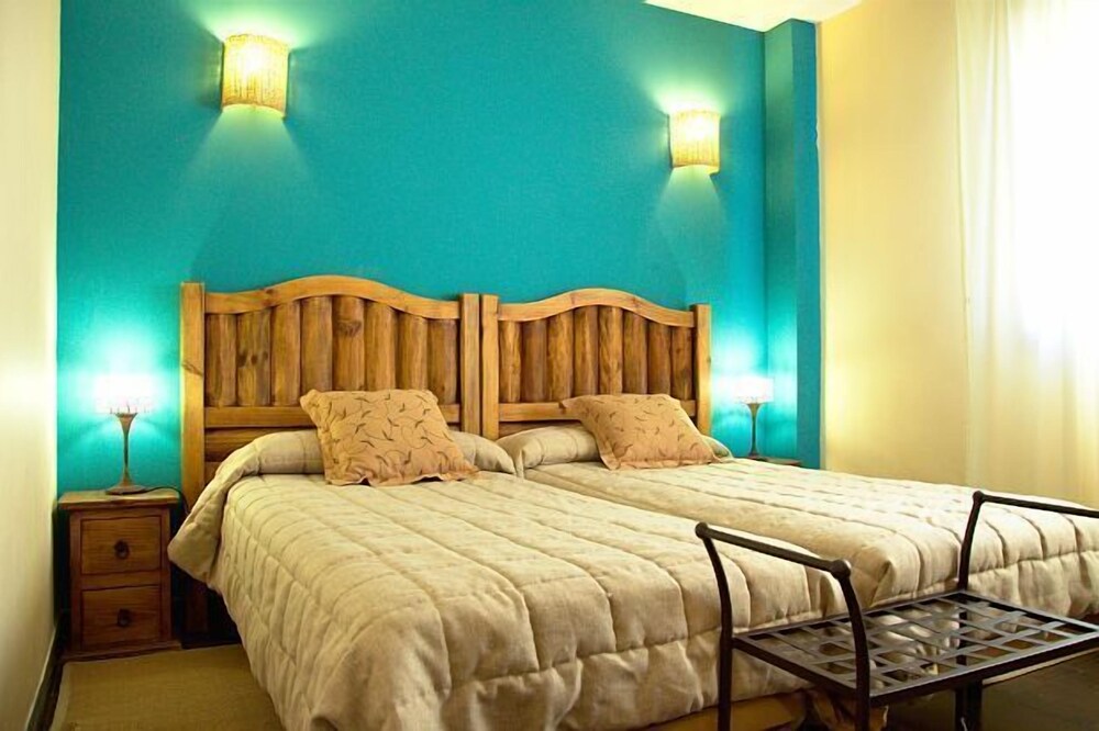 El Abrigaño Rural Cottage for 12 people