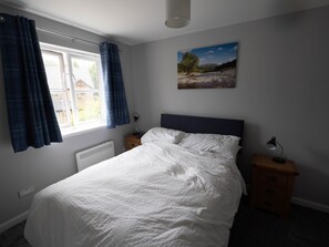 3 Schlafzimmer, Bügeleisen/Bügelbrett, WLAN, Bettwäsche