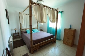 3 habitaciones, tabla de planchar con plancha y wifi gratis