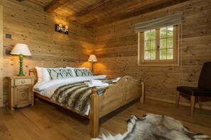 4 habitaciones, tabla de planchar con plancha y wifi gratis