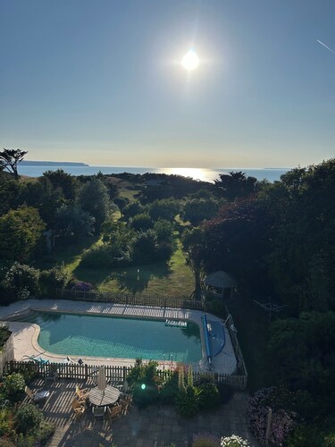 Central part of stunning Manor House, private beach access, pool and Tower.