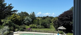 Centrale del af 15. århundrede Manor House m / adgang til stranden, privat pool og Tower